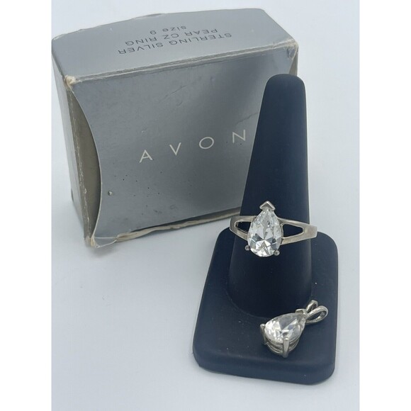 Vintage Avon Sterling Silver Pear CZ Ring & Matching Pendant Sz 9 In Orginal Box - Picture 1 of 11